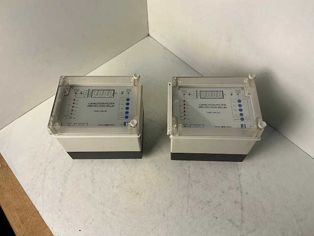 Haefely trench cpr90-e/a/12/220dc/50 beveiligingsrelais (2x) - afbeelding 1 van  5