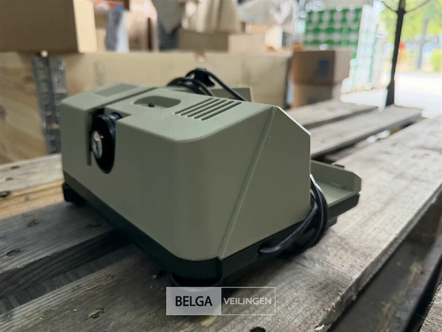 Hahnel diaprojector - afbeelding 2 van  4