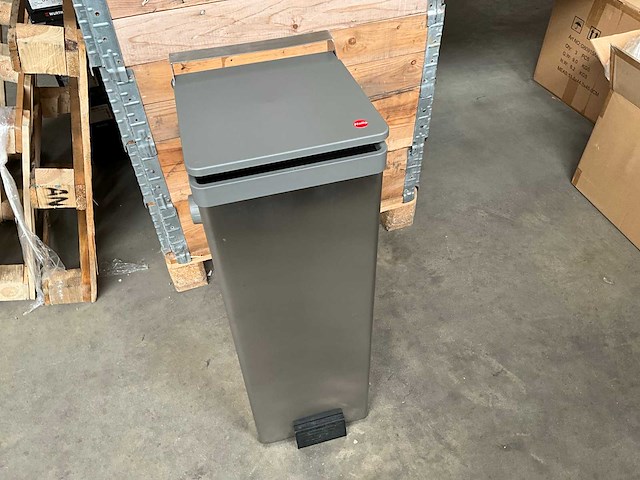 Hailo profiline kickbin afvalbak 60 liter grijs - afbeelding 1 van  6