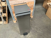 Hailo profiline kickbin afvalbak 60 liter grijs - afbeelding 1 van  8