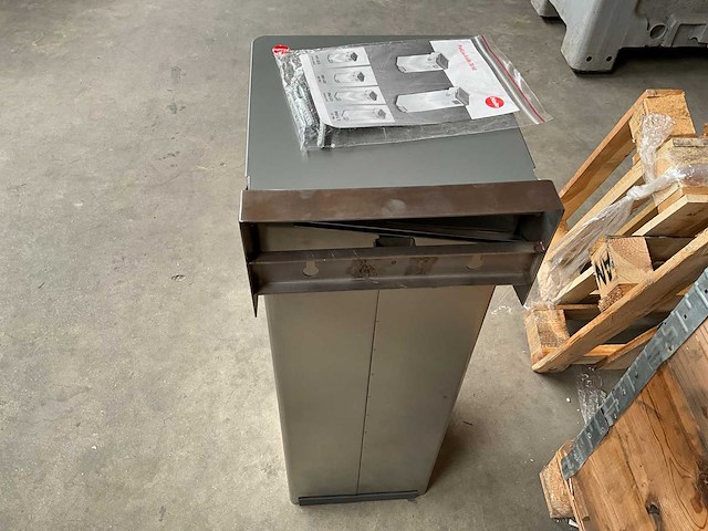 Hailo profiline kickbin afvalbak 60 liter grijs - afbeelding 8 van  8