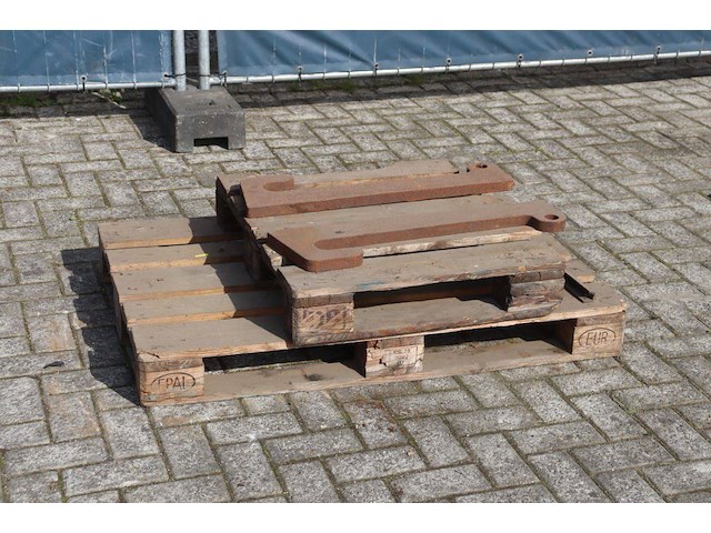 Haken 2 stuks - afbeelding 1 van  1