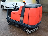 Hako b1050 ride-on schrubberdroger - afbeelding 2 van  6