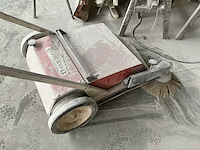 Hako flipper veegmachine - afbeelding 1 van  4