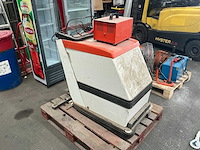 Hako hakomatic b53 veegmachine - afbeelding 3 van  9
