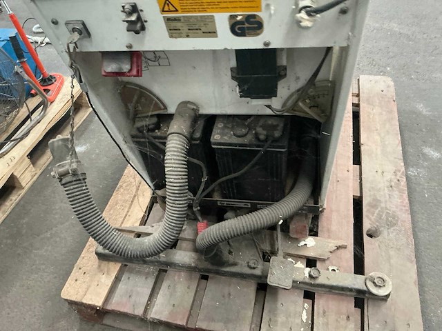 Hako hakomatic b53 veegmachine - afbeelding 6 van  9