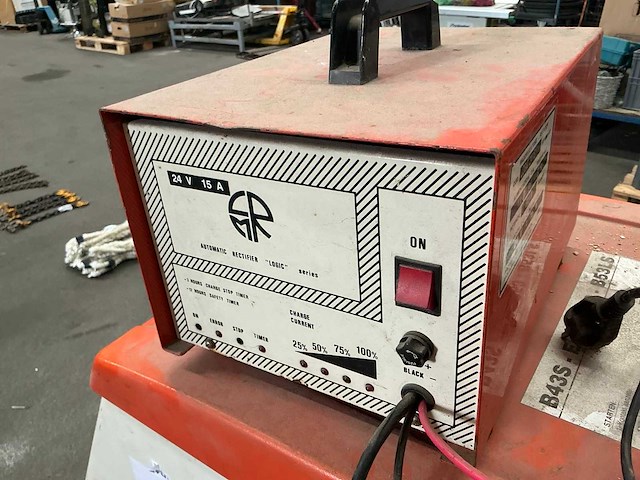 Hako hakomatic b53 veegmachine - afbeelding 7 van  9