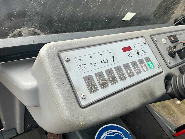 Hako-jonas 1500 v zelfrijdende veegmachine - afbeelding 12 van  14