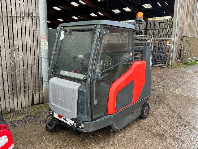 Hako-jonas 1500 v zelfrijdende veegmachine - afbeelding 1 van  14