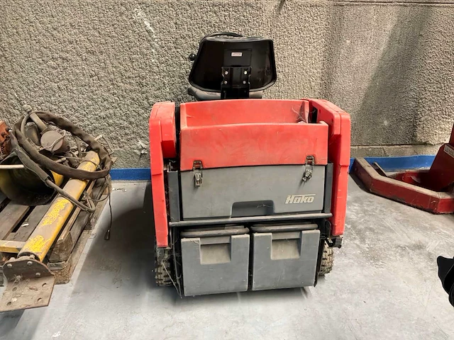 Hako jonas 980e straatveegmachine - afbeelding 3 van  6
