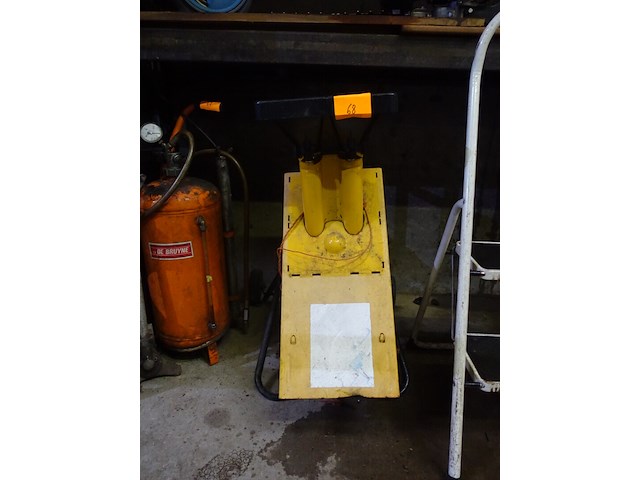 Hakselaar (na te zien!) - afbeelding 1 van  6