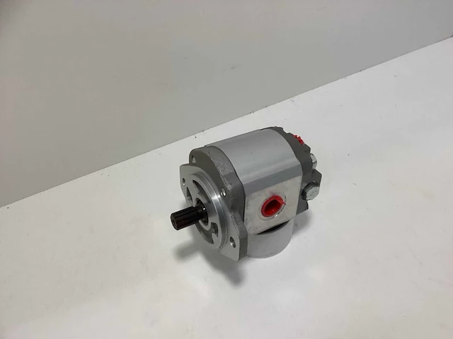 Haldex barnes / toro hydraulische tandwielpomp - toro 99-6104 - afbeelding 1 van  4