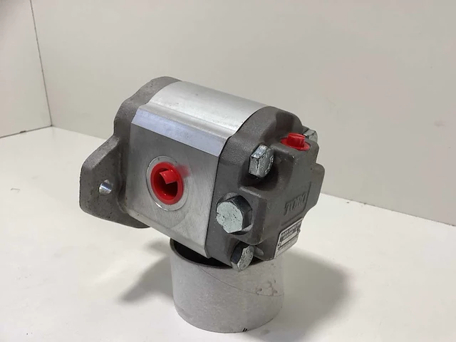 Haldex barnes / toro hydraulische tandwielpomp - toro 99-6104 - afbeelding 2 van  4