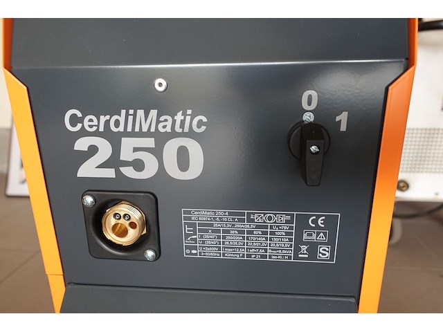 Halfautomatisch lasapparaat cerdi - afbeelding 5 van  7