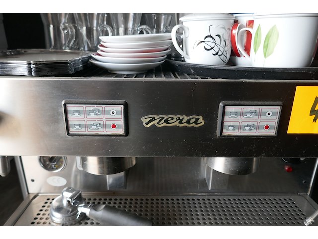 Halfautomatische espressomachine nera - afbeelding 4 van  5
