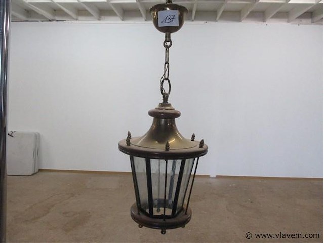 Halluster - afbeelding 1 van  2