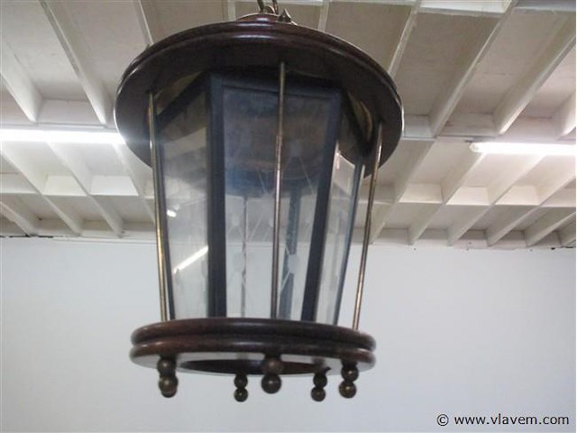 Halluster - afbeelding 2 van  2