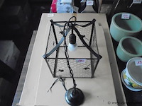 Halluster - afbeelding 1 van  3