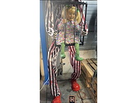Haloween - child in cage - decorfiguur - afbeelding 3 van  4