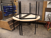 Halve ronde tafel (x4) - afbeelding 1 van  3