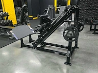 Hammer strength hack squat krachtstation - afbeelding 3 van  5