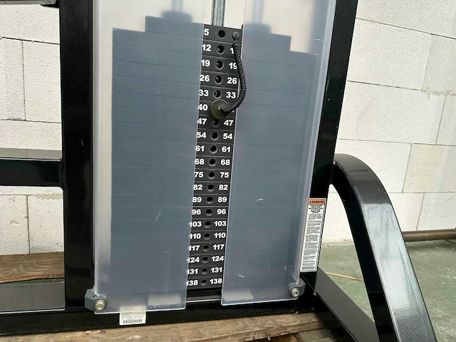 Hammer strength lat pull down krachtstation - afbeelding 2 van  4
