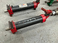 Hand en electro hydraulische cilinders (te herstellen!) (7x) - afbeelding 2 van  8