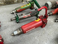 Hand en electro hydraulische cilinders (te herstellen!) (7x) - afbeelding 4 van  8