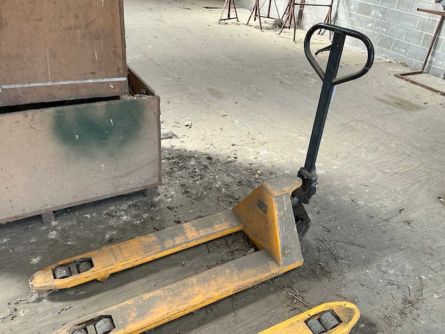 Hand hydraulische palletwagen (2x) - afbeelding 3 van  4