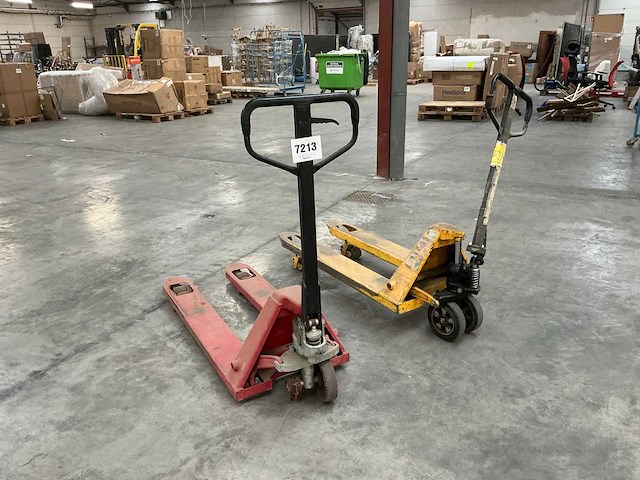 Hand hydraulische palletwagen (ter herstelling) (2x) - afbeelding 1 van  12