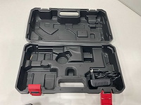 Hand kettingzaag op accu - afbeelding 3 van  5