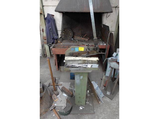 Handbediende plaatschaar mubea + aambeeld - afbeelding 4 van  9