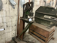 Handbediende ponsmachine - afbeelding 1 van  5