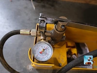 Handbediende testpomp - afbeelding 3 van  5