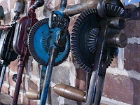 Handboren - afbeelding 3 van  3