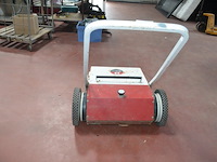 Handborstelmachine advance (4) - afbeelding 5 van  9