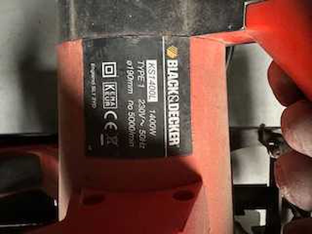 Handcircelzaagmachine black & decker - circular saw - afbeelding 2 van  2