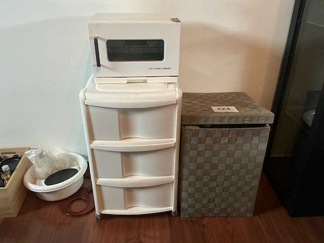 Handdoekverwarmer en toebehoren - afbeelding 1 van  9