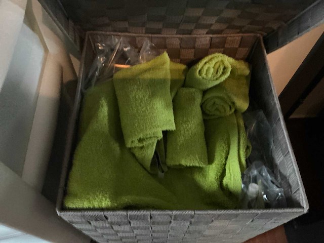 Handdoekverwarmer en toebehoren - afbeelding 8 van  9