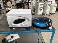 Handdoekwarmer en steriliseertoestel - afbeelding 1 van  7