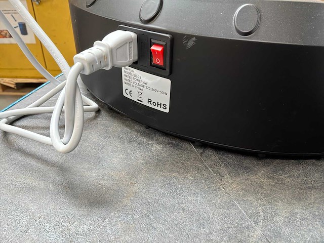 Handdoekwarmer en steriliseertoestel - afbeelding 7 van  7