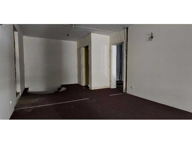 Handelspanden te koop: strategische locatie aan de avenue de batta in hoei - afbeelding 7 van  10