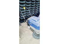 Handgeleide veegmachine sauber germany - afbeelding 3 van  9