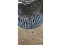 Handgeleide veegmachine sauber germany - afbeelding 6 van  9