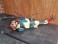 Handgemaakte helikopter in puur hout.levenswerk)westland sea king mk.48 blegische luchtmacht (sar) rs 02 l 1060mm b 800mm - afbeelding 3 van  5