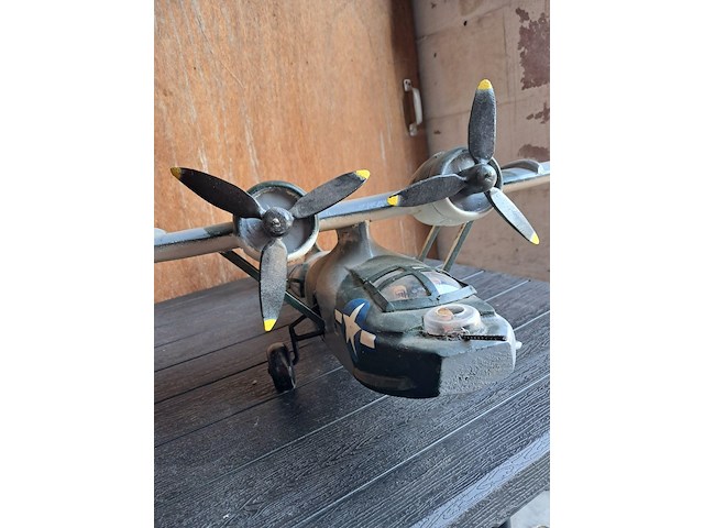 Handgemaakte vliegtuig in puur hout consolidated pby-5a catalina amerikaans vliegboot/patrouille onderzeeboot bestrijding l 710mm b 1030mm h 280mm - afbeelding 7 van  8