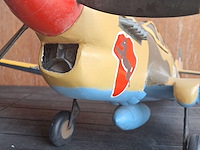 Handgemaakte vliegtuig in puur hout(levenswerk) cur ltiss p-40 toma hawk,britts royal air force nr 250 squadron in afrika 1942 l 820mm b 950mm h 360mm - afbeelding 5 van  5