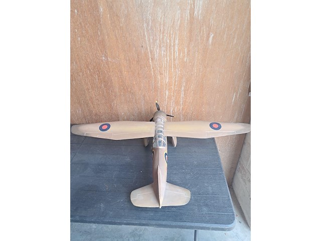 Handgemaakte vliegtuig in puur hout(levenswerk) westland lysander mk.gebruikt door royal airforche l 680mm b 1040mm h 270mm - afbeelding 4 van  5