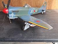 Handgemaakte vliegtuig in puur hout.levenswerk)hauwker tempest mk.v brits jachtvliegtuig wo2 l 740mm b 880mm h 370mm - afbeelding 2 van  5