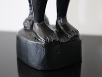 Handgenden houten sculptuur - afbeelding 5 van  6